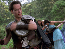 extant_XenaWarriorPrincess_2x16-ForHimtheBellTolls_00614