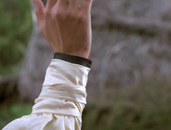 extant_XenaWarriorPrincess_2x16-ForHimtheBellTolls_00621