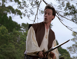 extant_XenaWarriorPrincess_2x16-ForHimtheBellTolls_00641