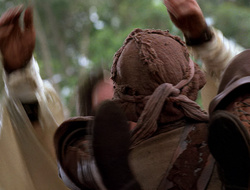 extant_XenaWarriorPrincess_2x16-ForHimtheBellTolls_00673