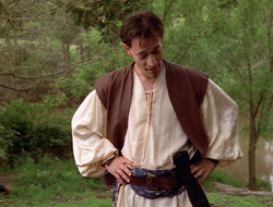 extant_XenaWarriorPrincess_2x16-ForHimtheBellTolls_00707