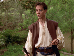 extant_XenaWarriorPrincess_2x16-ForHimtheBellTolls_00713