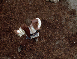 extant_XenaWarriorPrincess_2x16-ForHimtheBellTolls_00722