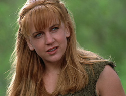 extant_XenaWarriorPrincess_2x16-ForHimtheBellTolls_00733
