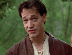 extant_XenaWarriorPrincess_2x16-ForHimtheBellTolls_00758