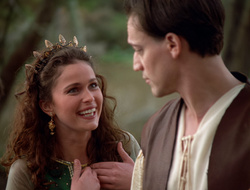 extant_XenaWarriorPrincess_2x16-ForHimtheBellTolls_00764