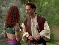 extant_XenaWarriorPrincess_2x16-ForHimtheBellTolls_00770