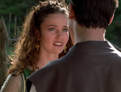 extant_XenaWarriorPrincess_2x16-ForHimtheBellTolls_00778