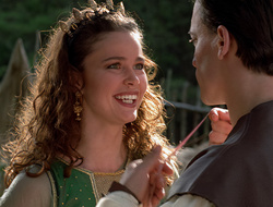 extant_XenaWarriorPrincess_2x16-ForHimtheBellTolls_00784