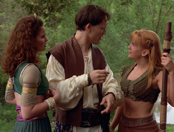 extant_XenaWarriorPrincess_2x16-ForHimtheBellTolls_00799