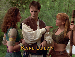 extant_XenaWarriorPrincess_2x16-ForHimtheBellTolls_00801