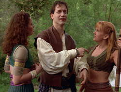 extant_XenaWarriorPrincess_2x16-ForHimtheBellTolls_00808
