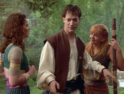 extant_XenaWarriorPrincess_2x16-ForHimtheBellTolls_00818