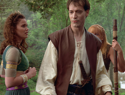 extant_XenaWarriorPrincess_2x16-ForHimtheBellTolls_00819