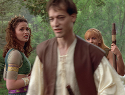 extant_XenaWarriorPrincess_2x16-ForHimtheBellTolls_00820