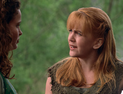 extant_XenaWarriorPrincess_2x16-ForHimtheBellTolls_00832