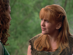 extant_XenaWarriorPrincess_2x16-ForHimtheBellTolls_00833