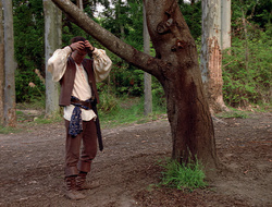 extant_XenaWarriorPrincess_2x16-ForHimtheBellTolls_00843