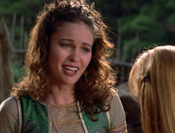 extant_XenaWarriorPrincess_2x16-ForHimtheBellTolls_00853