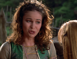 extant_XenaWarriorPrincess_2x16-ForHimtheBellTolls_00854