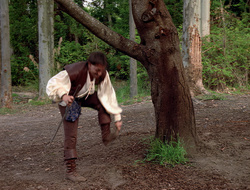 extant_XenaWarriorPrincess_2x16-ForHimtheBellTolls_00873
