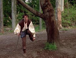 extant_XenaWarriorPrincess_2x16-ForHimtheBellTolls_00874