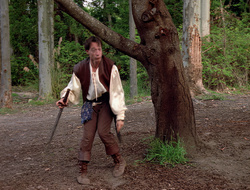 extant_XenaWarriorPrincess_2x16-ForHimtheBellTolls_00875