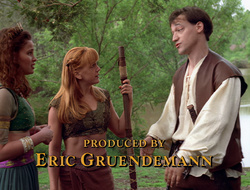 extant_XenaWarriorPrincess_2x16-ForHimtheBellTolls_00891