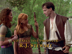 extant_XenaWarriorPrincess_2x16-ForHimtheBellTolls_00904