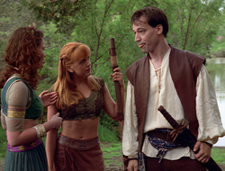 extant_XenaWarriorPrincess_2x16-ForHimtheBellTolls_00906
