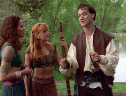 extant_XenaWarriorPrincess_2x16-ForHimtheBellTolls_00918