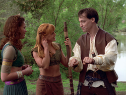 extant_XenaWarriorPrincess_2x16-ForHimtheBellTolls_00923