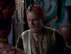 extant_XenaWarriorPrincess_2x16-ForHimtheBellTolls_00981