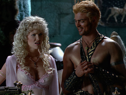 extant_XenaWarriorPrincess_2x16-ForHimtheBellTolls_00989