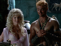 extant_XenaWarriorPrincess_2x16-ForHimtheBellTolls_01002