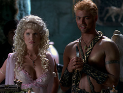 extant_XenaWarriorPrincess_2x16-ForHimtheBellTolls_01009