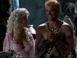 extant_XenaWarriorPrincess_2x16-ForHimtheBellTolls_01064
