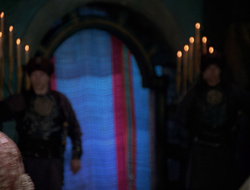 extant_XenaWarriorPrincess_2x16-ForHimtheBellTolls_01113