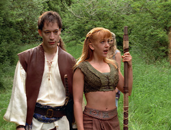 extant_XenaWarriorPrincess_2x16-ForHimtheBellTolls_01164