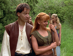 extant_XenaWarriorPrincess_2x16-ForHimtheBellTolls_01168