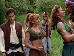 extant_XenaWarriorPrincess_2x16-ForHimtheBellTolls_01185