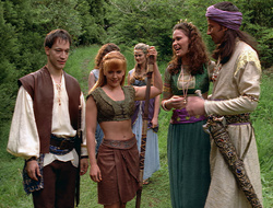 extant_XenaWarriorPrincess_2x16-ForHimtheBellTolls_01201