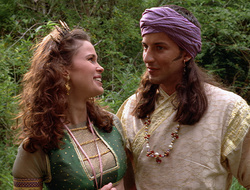 extant_XenaWarriorPrincess_2x16-ForHimtheBellTolls_01205