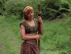 extant_XenaWarriorPrincess_2x16-ForHimtheBellTolls_01229