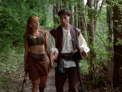extant_XenaWarriorPrincess_2x16-ForHimtheBellTolls_01241