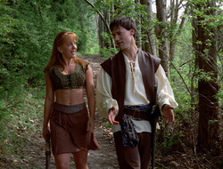 extant_XenaWarriorPrincess_2x16-ForHimtheBellTolls_01242