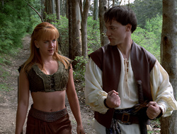 extant_XenaWarriorPrincess_2x16-ForHimtheBellTolls_01266