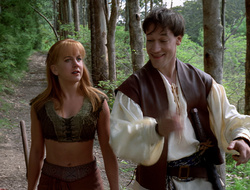 extant_XenaWarriorPrincess_2x16-ForHimtheBellTolls_01267