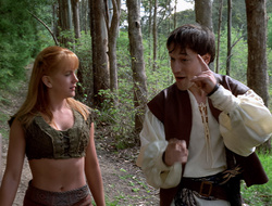 extant_XenaWarriorPrincess_2x16-ForHimtheBellTolls_01268