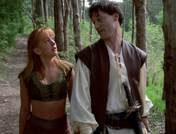 extant_XenaWarriorPrincess_2x16-ForHimtheBellTolls_01271